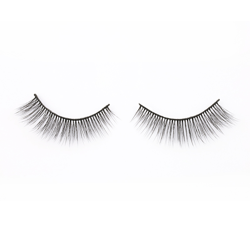 Wholesale Price High-quality Silk Strip Lashes Natural Style Eyelashes with Customized Box YY105